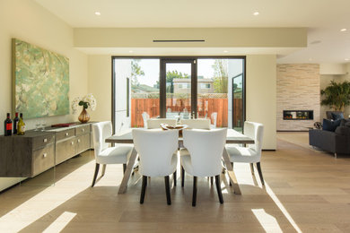 Trendy dining room photo in Los Angeles