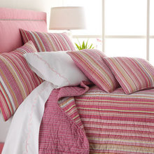 girls bedroom