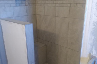 Bathroom - mid-sized modern master white tile mosaic tile floor and white floor bathroom idea in Albuquerque