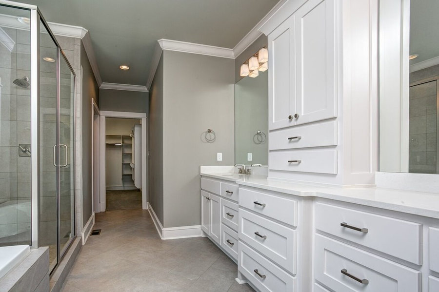 Bath & Kitchen