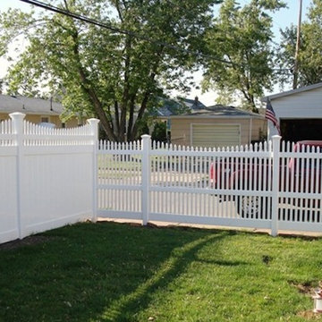 Vinyl Fences: Picket