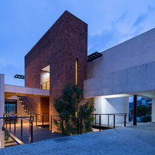 Casas Houzz: Una vivienda sorprendente a la que se entra por el tejado