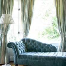 chaise lounge