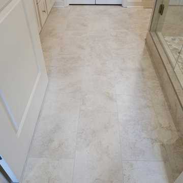 Calumet Farms Master Bathroom