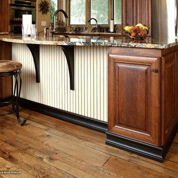 Door style: Cambridge | Species: Cherry | Finish: Vintage