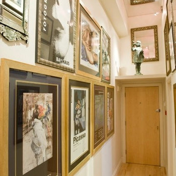 Mirrored gallery