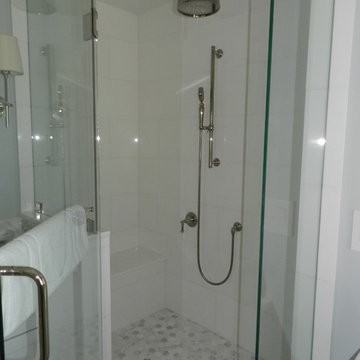 Spinnaker (Master Bath)