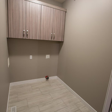 Custom 1735 sq. ft Bungalow - Authentic Developments