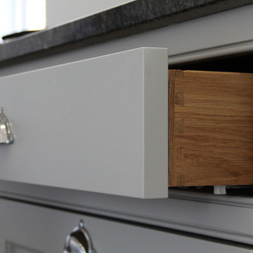 Bespoke English Shaker Kitchen