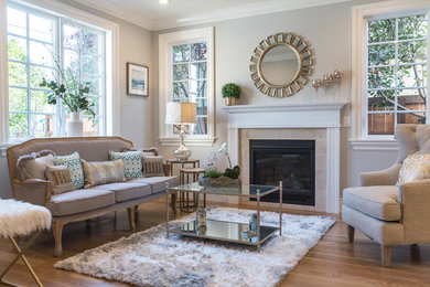 Example of a trendy living room design in San Francisco
