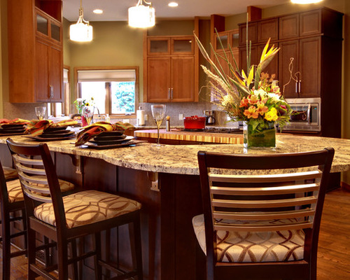 Horseshoe Kitchen | Houzz