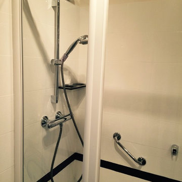 Rénovation salle de bain - peinture de carrelage