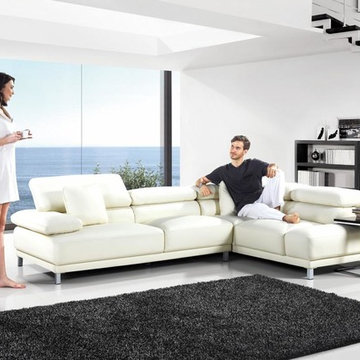 Modern White Leather Sectional Sofa with Ipod Dock