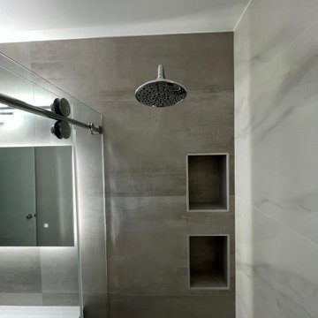 Statement Master Bathrooms with Advancements in Lighting Technology