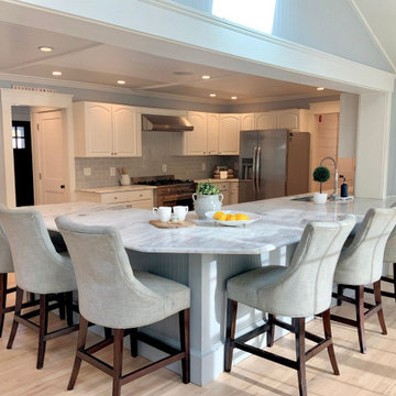 Coastal Home in Gloucester minutes from the beach