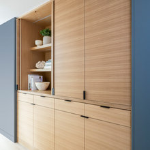 Entry Wall