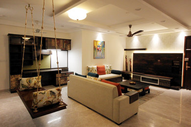 Inspiration for an eclectic living room in Bengaluru.