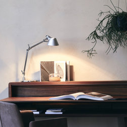Artemide - Desk Lamps