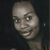 Chinonye Onwudiwe-Ikuenobes billede