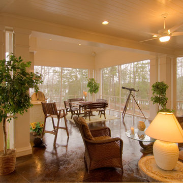 Art & Entertain Lake Home