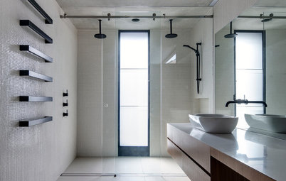 5 Reasons to Choose a Walk-In Shower
