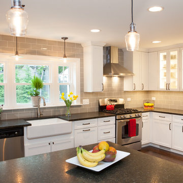 Cozy Retro Kitchen in Arlington Heights