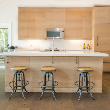 Kahshe Lake Waterfront Retreat