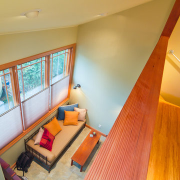 Susan's Cottage: Studio with Upstairs Loft
