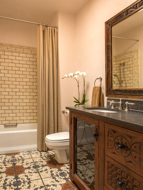 Traditional Bathroom Design Ideas, Remodels & Photos with TerraCotta Tile