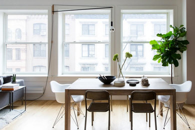 Example of a classic dining room design in Kansas City