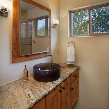Casas Adobe 880