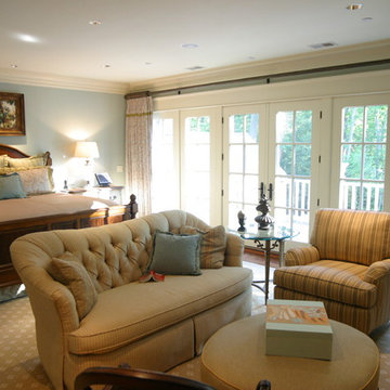 Large Traditional Cozy Home