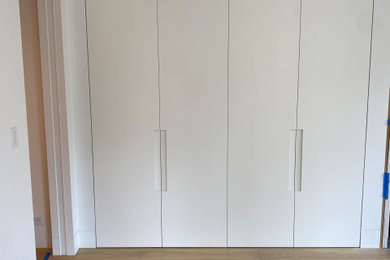 Closet - closet idea in New York