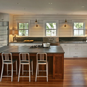 Riverfront Modern Farmhouse Kitchen