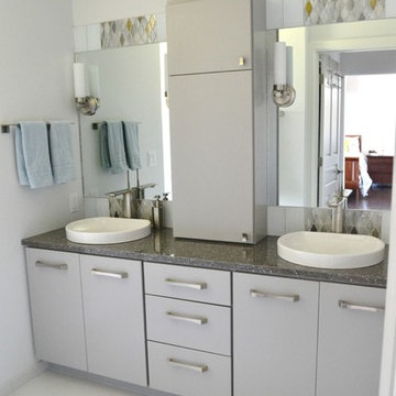 Light & Airy Home for 3