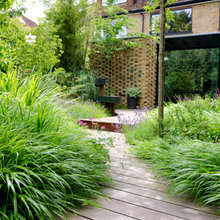 Curved v straight decking