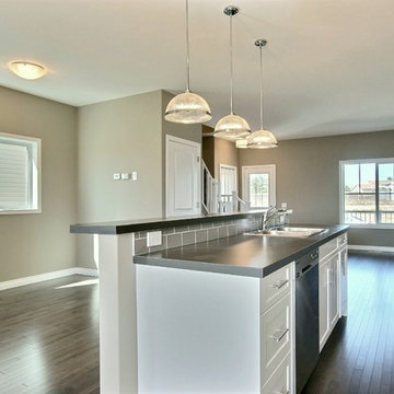58 Mackenzie Way / New Haven