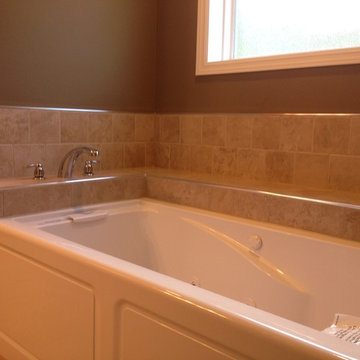 Custom Tiled Shower and Tub Deck