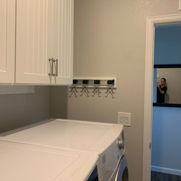 Small but Functional Laundry Room