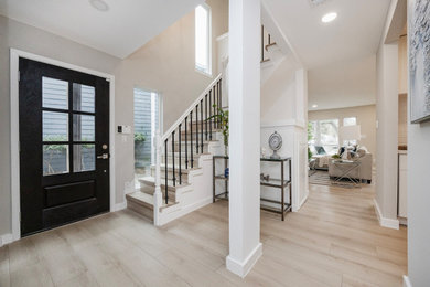 Minimalist entryway photo in Houston