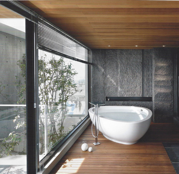 Современный Ванная комната by Barretta & Associates