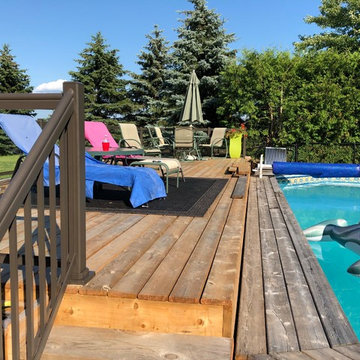 Aluminum and Glass Deck Railings - 129