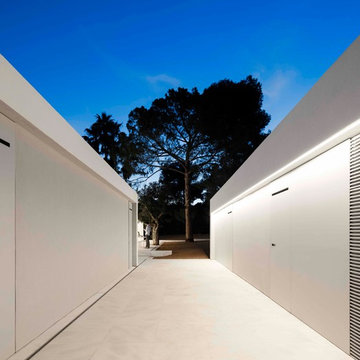 HOUSE BETWEEN THE PINE FOREST