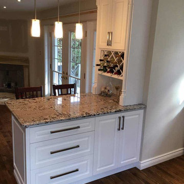 White Kitchen In Toronto Elsmere/victory park