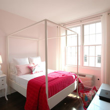 mimi bedroom