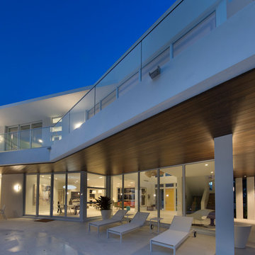 Modern Residence and Art Studio
