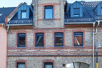 フランクフルトにあるインダストリアルスタイルのおしゃれな家の外観の写真