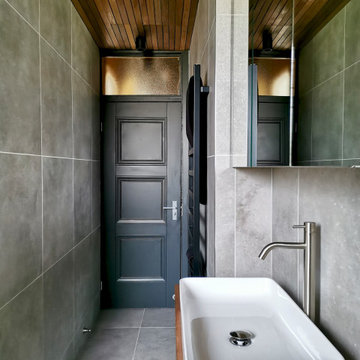 The Georgian Apartment - Iroko Bathroom