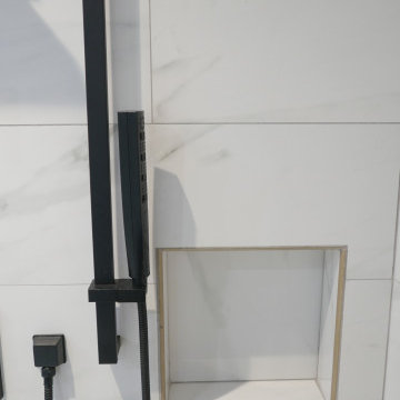 Tall Tree Master Bathroom