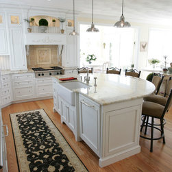 Old Saybrook, CT - Traditional - Kitchen - Kitchen Cabinetry